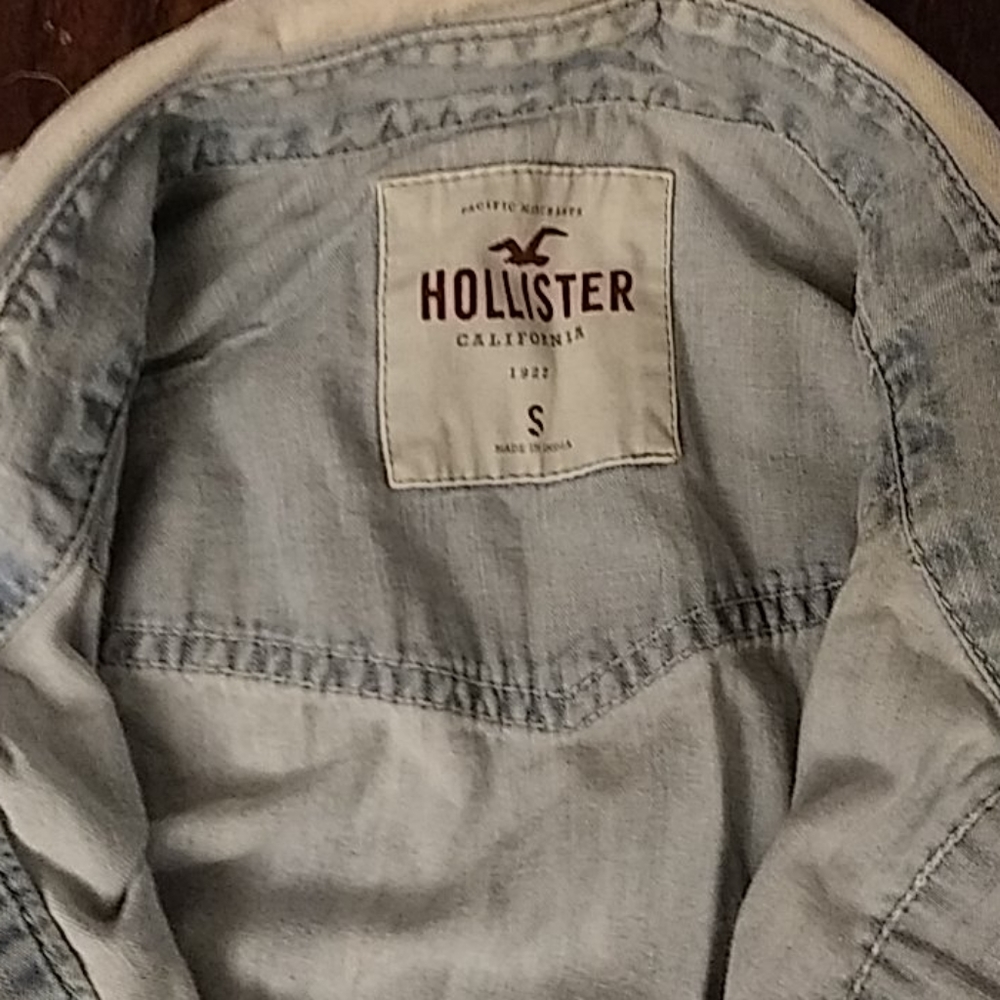 Jean jacket - Picture 2 of 3